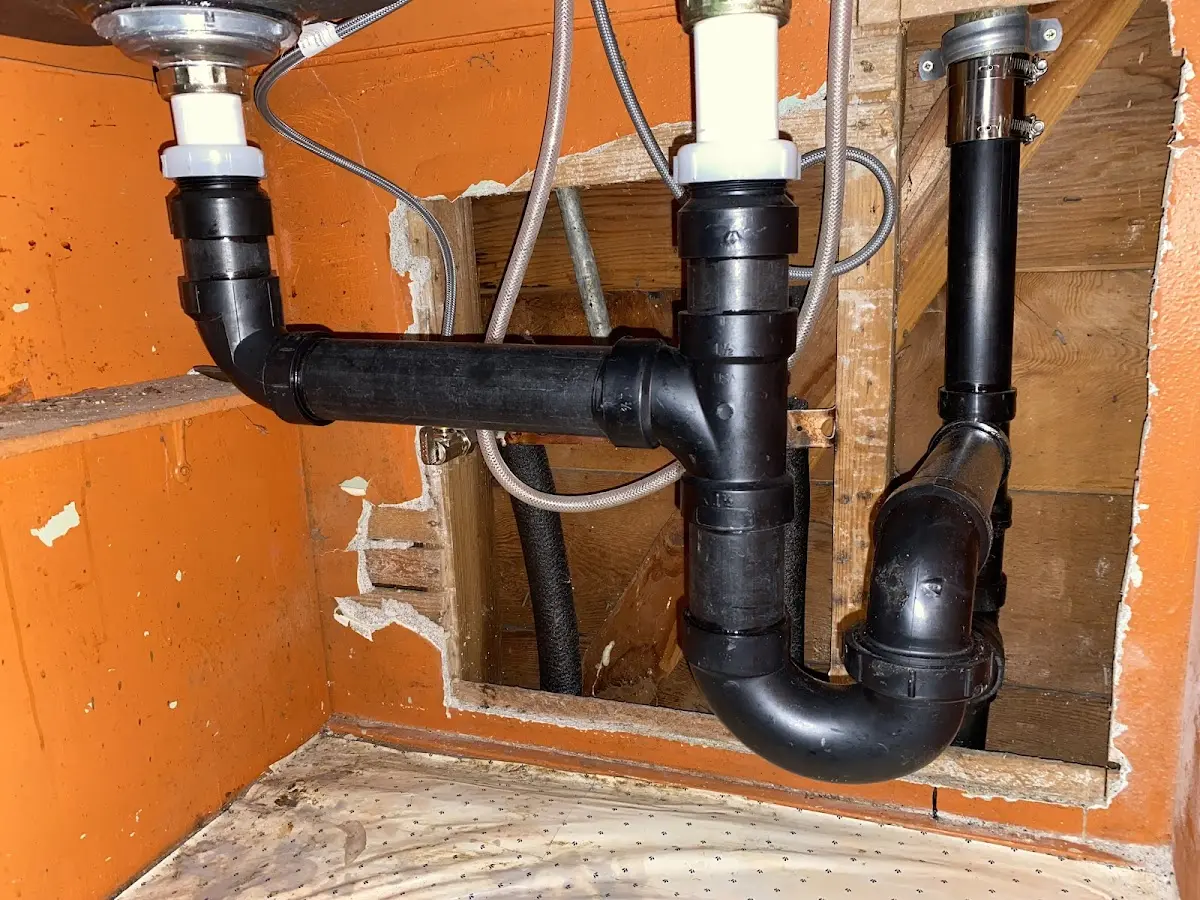 Professional Pipe Bursting equipment and tools on the job in Destin